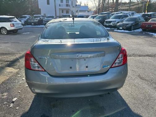 2014 Nissan Versa 1.6 S