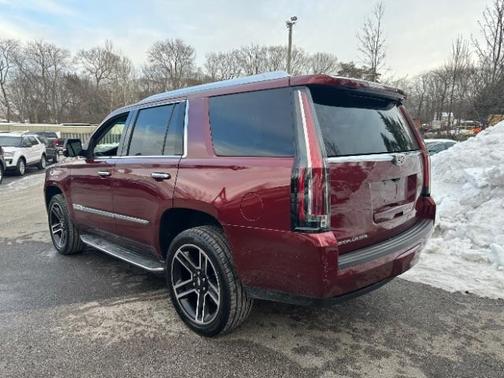 2017 Cadillac Escalade Luxury