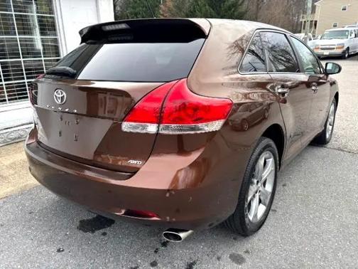 2010 Toyota Venza Base