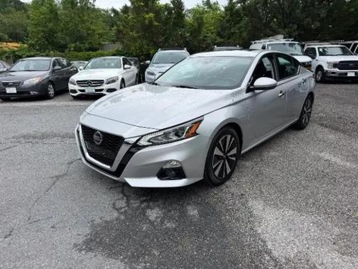 Brilliant Silver Metallic 2019 Nissan Altima 2.5 SL