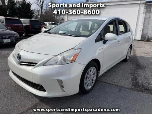 2012 Toyota Prius v Three