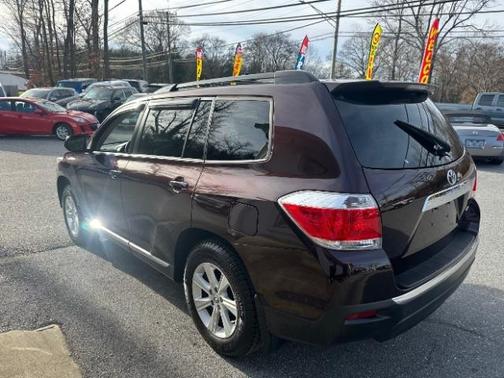 2012 Toyota Highlander SE