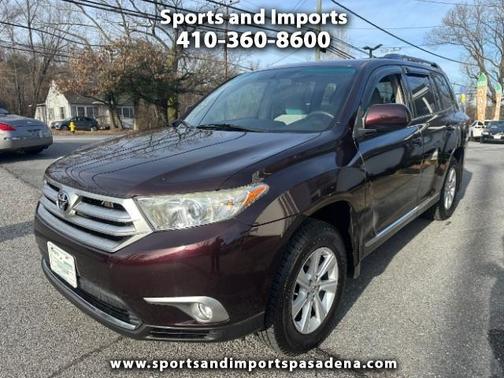 2012 Toyota Highlander SE