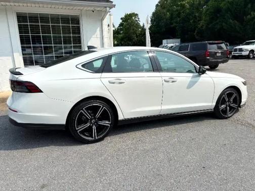 2024 Honda Accord Hybrid Base