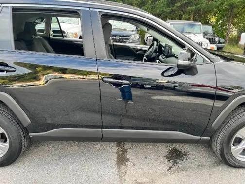 Midnight Black Metallic 2022 Toyota RAV4 XLE