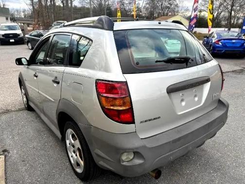 2004 Pontiac Vibe Base