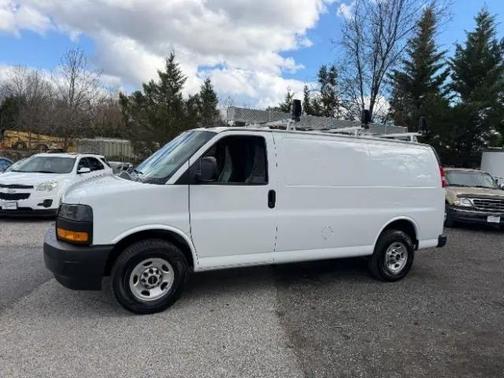 2022 GMC Savana 2500 Work Van