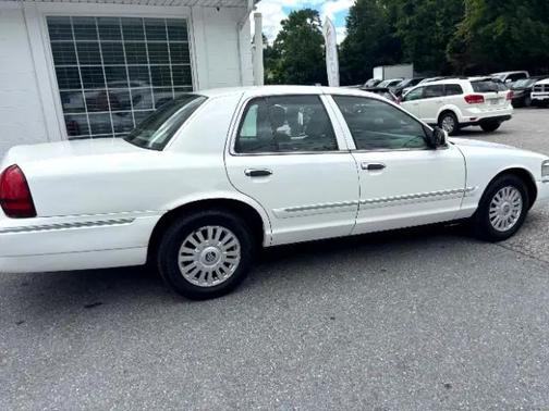 2008 Mercury Grand Marquis LS
