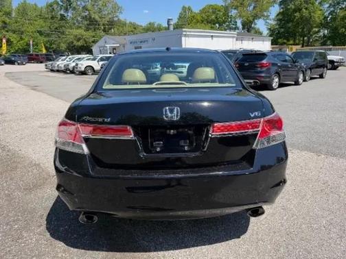 Crystal Black Pearl 2011 Honda Accord SE