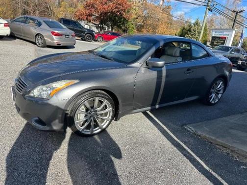 2010 INFINITI G37 Base