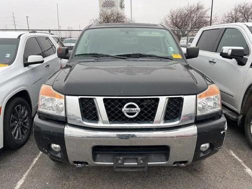 2012 Nissan Titan SV
