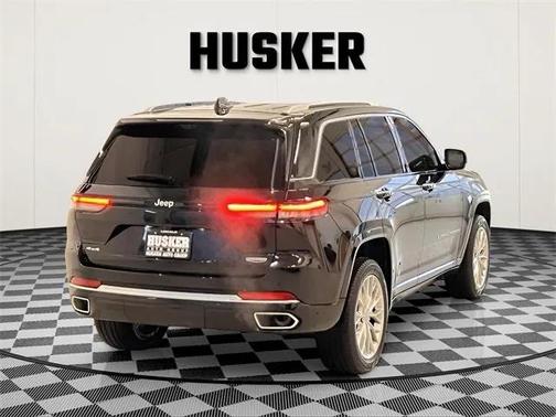 2023 Jeep Grand Cherokee Summit