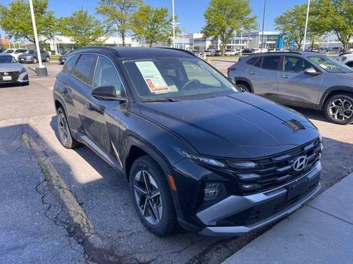 Phantom Black 2025 Hyundai TUCSON SEL