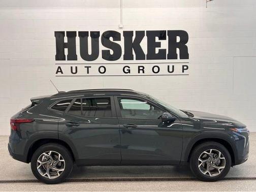 Cypress Gray 2025 Chevrolet Trax LT