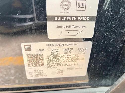 2023 GMC Acadia FWD SLT