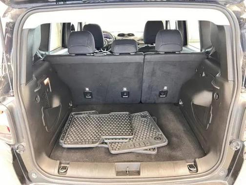 2023 Jeep Renegade Altitude