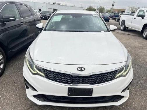 2020 Kia Optima LX