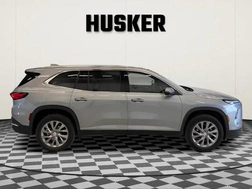 2025 Buick Enclave Preferred FWD