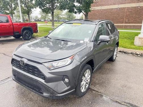 2020 Toyota RAV4 XLE Premium