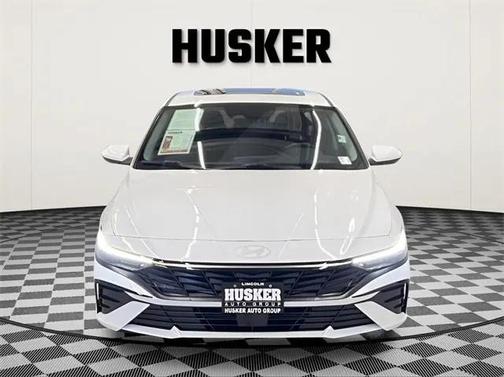 2025 Hyundai ELANTRA SEL