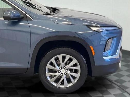 2025 Buick Enclave Preferred FWD