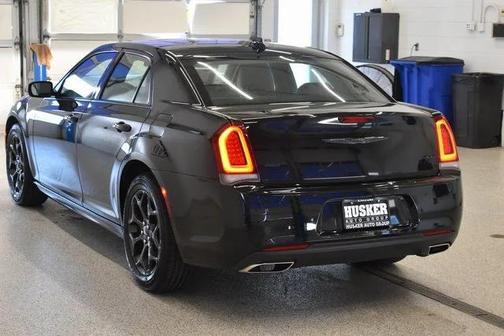 2022 Chrysler 300 Touring