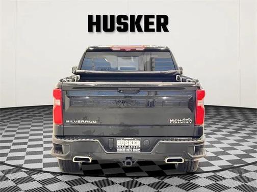 2022 Chevrolet Silverado 1500 High Country