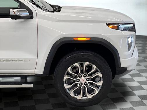 Summit White 2023 GMC Canyon Denali