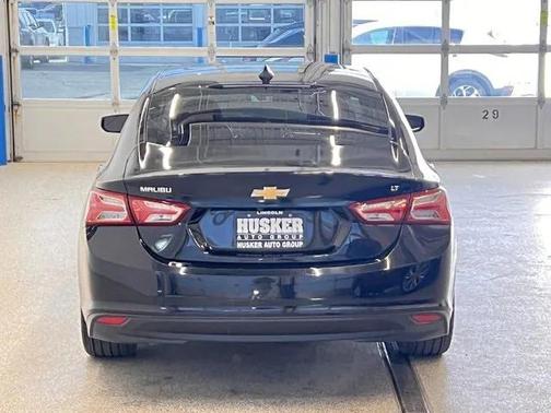 2021 Chevrolet Malibu FWD LT