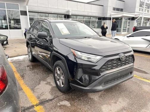 2025 Toyota RAV4 Hybrid LE