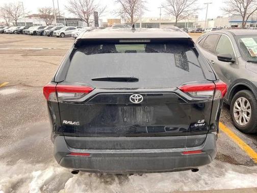 2025 Toyota RAV4 Hybrid LE