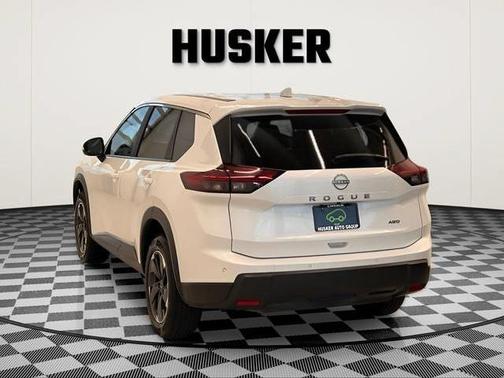Gun Metallic 2025 Nissan Rogue SV