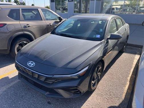 Ecotronic Gray 2025 Hyundai ELANTRA SEL