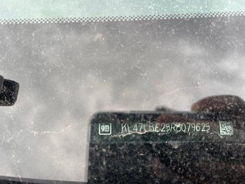 White Frost Tricoat 2024 Buick Envista Sport Touring FWD