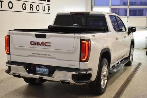 2022 GMC Sierra 1500 SLT