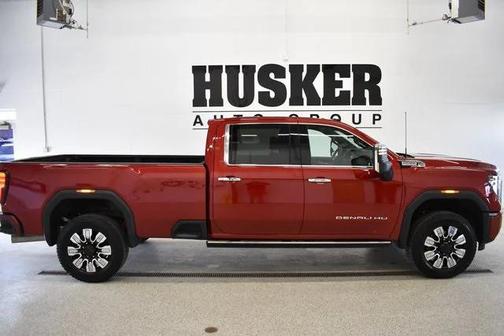 2024 GMC Sierra 2500 Denali
