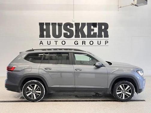 2022 Volkswagen Atlas 2.0T SE