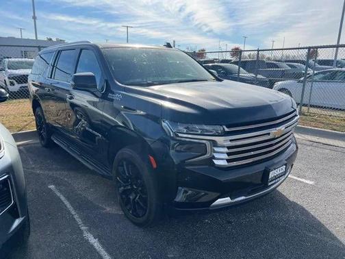 2022 Chevrolet Suburban 4WD High Country