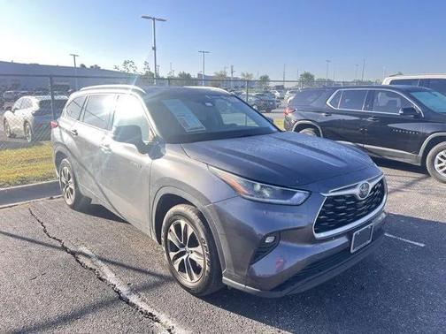 2021 Toyota Highlander Hybrid XLE