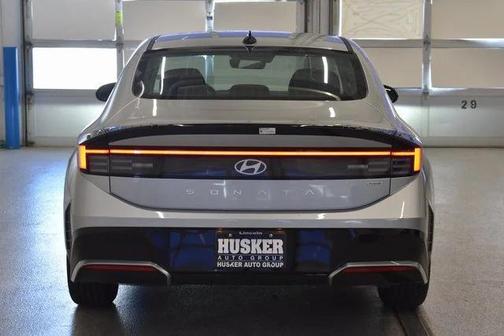 2024 Hyundai SONATA Hybrid SE