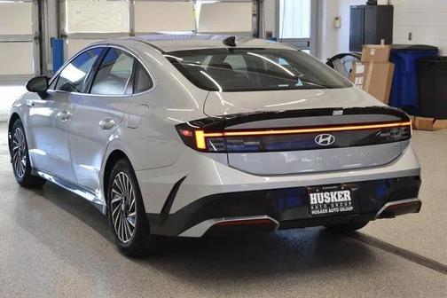 2024 Hyundai SONATA Hybrid SE