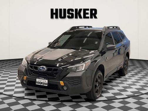 Crystal Black Silica 2025 Subaru Outback Wilderness