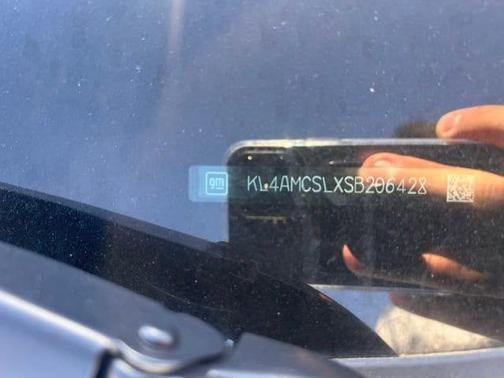 Summit White 2025 Buick Encore GX Preferred