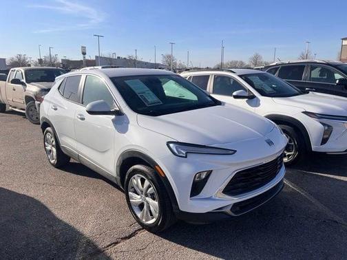 Summit White 2025 Buick Encore GX Preferred