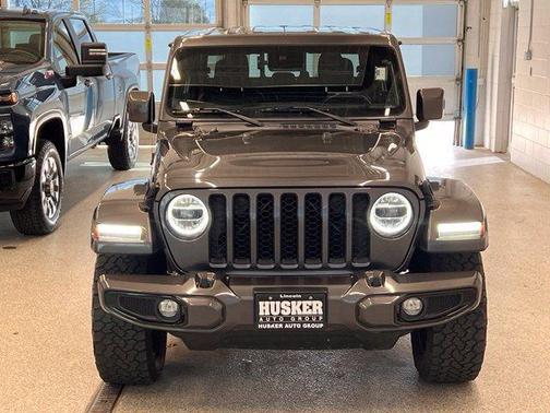 Granite Crystal Metallic Clearcoat 2021 Jeep Gladiator High Altitude 4x4