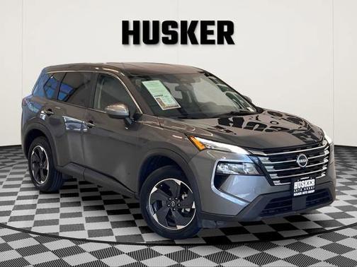 Gun Metallic 2025 Nissan Rogue SV