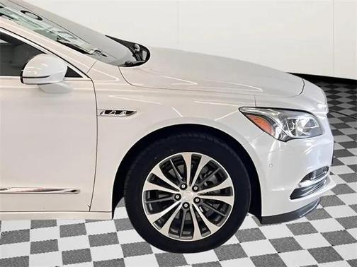 2018 Buick LaCrosse Premium