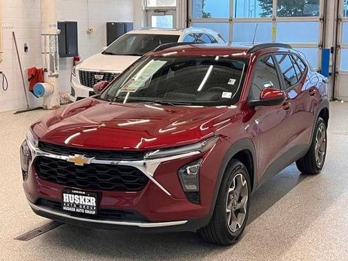 Crimson Metallic 2025 Chevrolet Trax LT