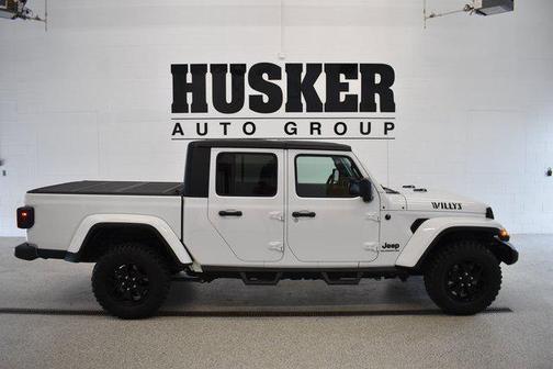 2022 Jeep Gladiator Willys 4x4