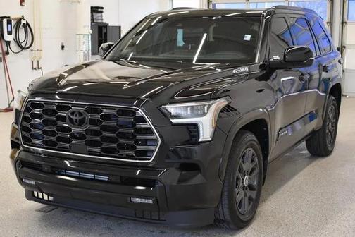 2024 Toyota Sequoia SR5